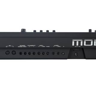 Yamaha MODX7 synthesizer met 76 toetsen