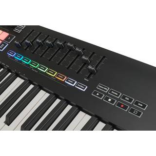 Novation LaunchKey 49 MK3 USB/MIDI keyboard
