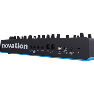 Novation Bass Station II analoge synthesizer