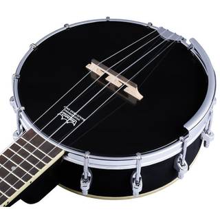 Ortega Raven Series OUBJ100-SBK ukelele banjo met tas