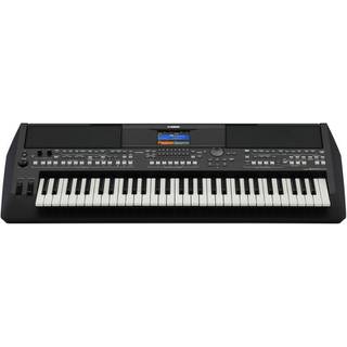 Yamaha PSR-SX600 workstation keyboard