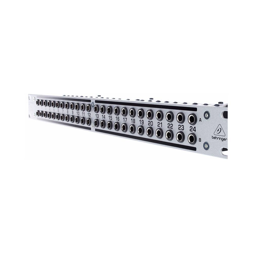 Behringer PX 3000 Patchrack