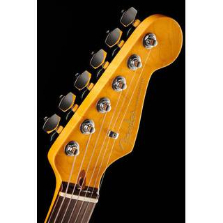 Fender American Ultra Stratocaster Arctic Pearl RW met koffer