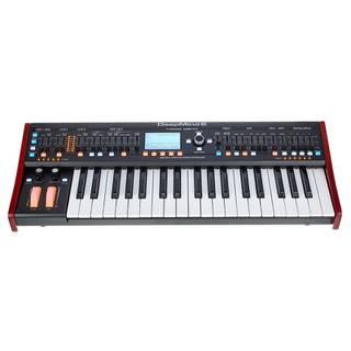 Behringer DeepMind 6 synthesizer