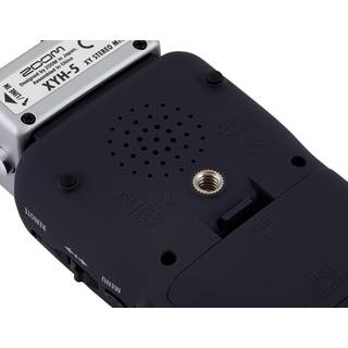 Zoom H5 handheld audiorecorder