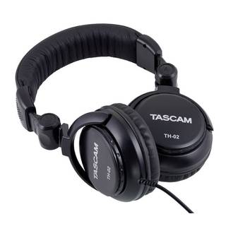 Tascam TrackPack 2x2 recording set