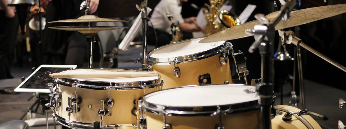 Bedenken metgezel Toestemming Wat kost een drumstel? - InsideAudio