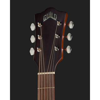 Guild M-240E Natural Westerly elektrisch-akoestische gitaar