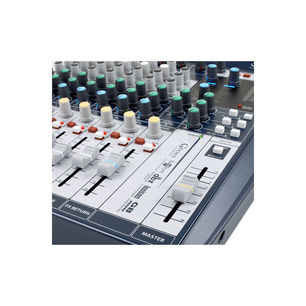 Soundcraft Signature 10 PA mixer met gratis AKG K52