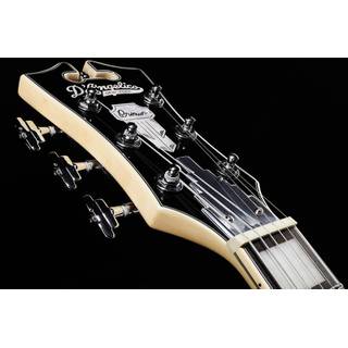 D'Angelico Premier Bedford SH Oxblood semi-akoestische gitaar met gigbag