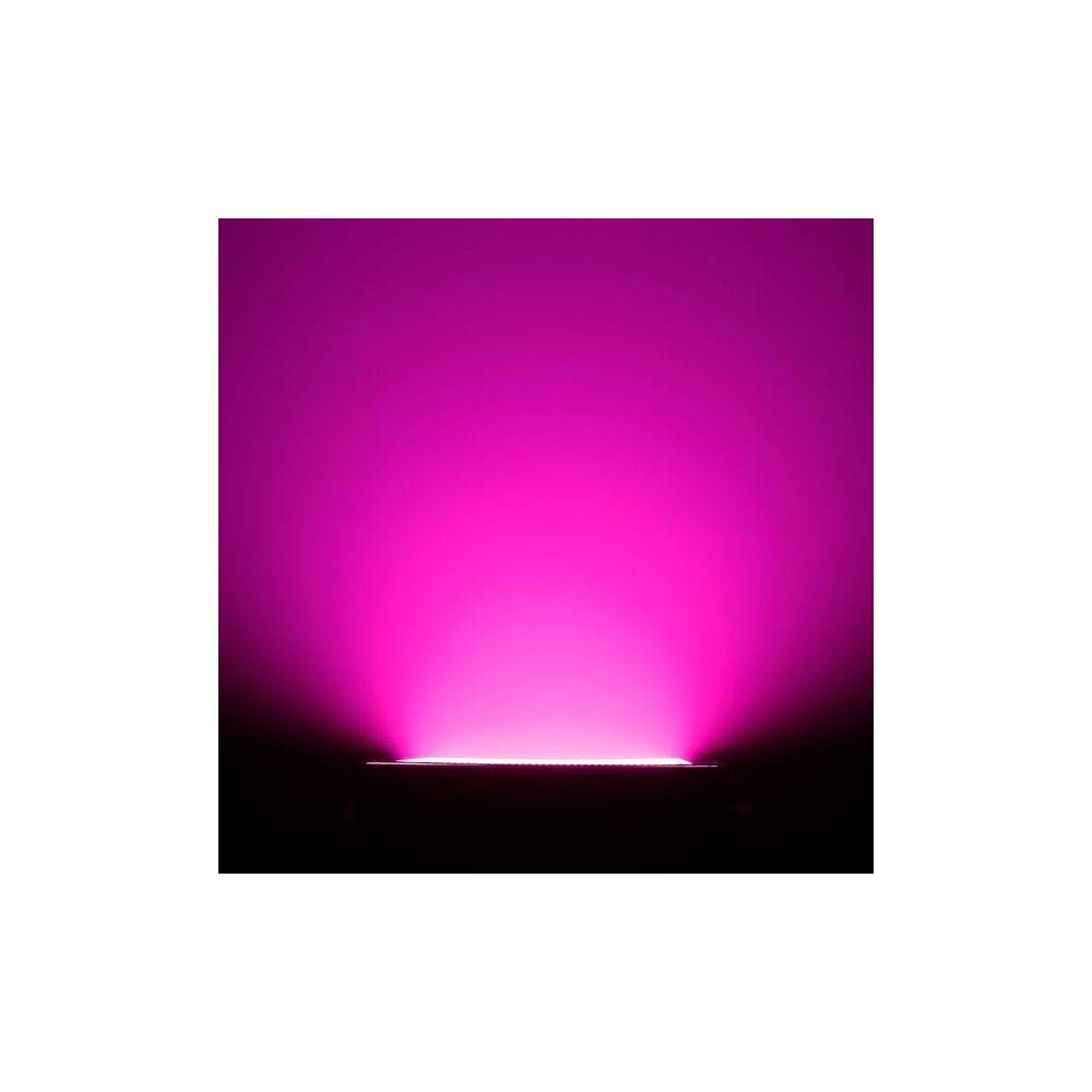 Cameo Thunder Wash 600 RGBW LED stroboscoop