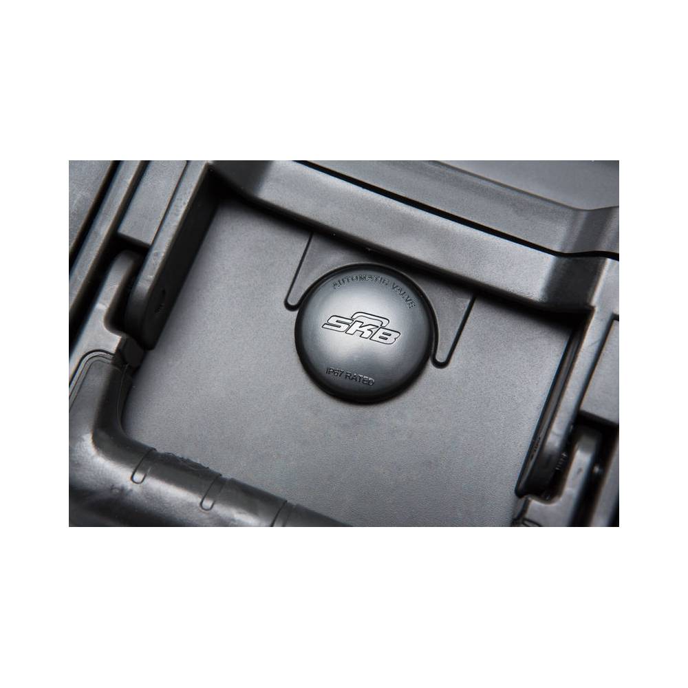 SKB iSeries 2217-10 waterdichte flightcase (kub.) 558x431x266mm