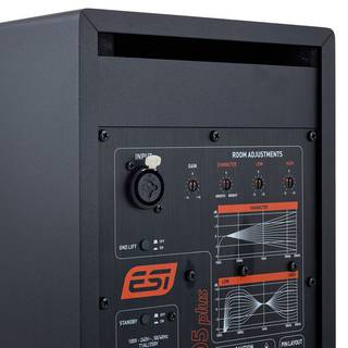 ESI uniK 05+ actieve studiomonitor (per stuk)