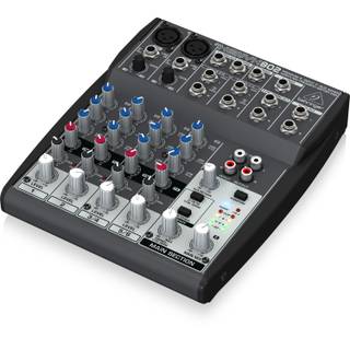 Behringer XENYX 802 PA en studio mixer