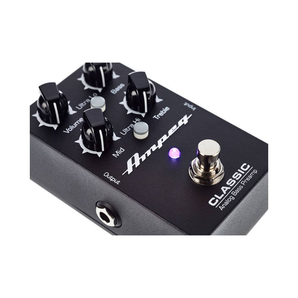 Ampeg Classic Analog Bass Preamp pedaal