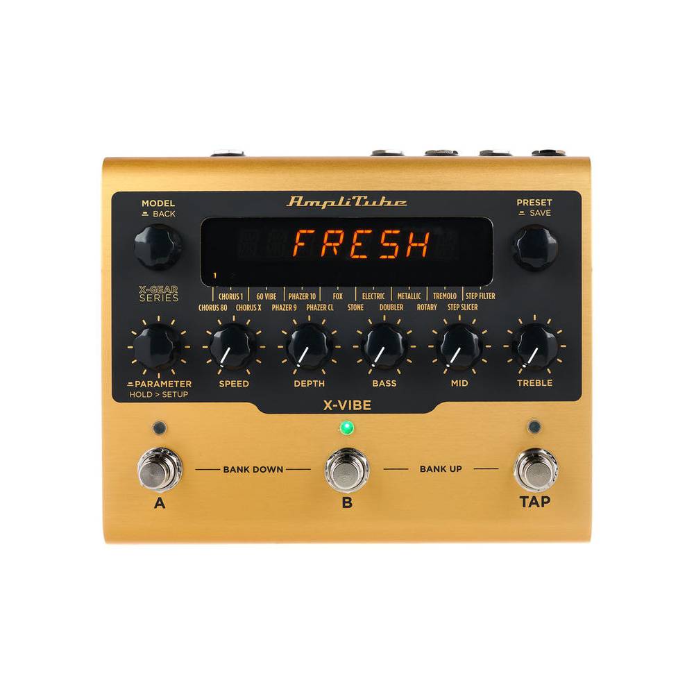 IK Multimedia X-Vibe effectpedaal met audio-interface