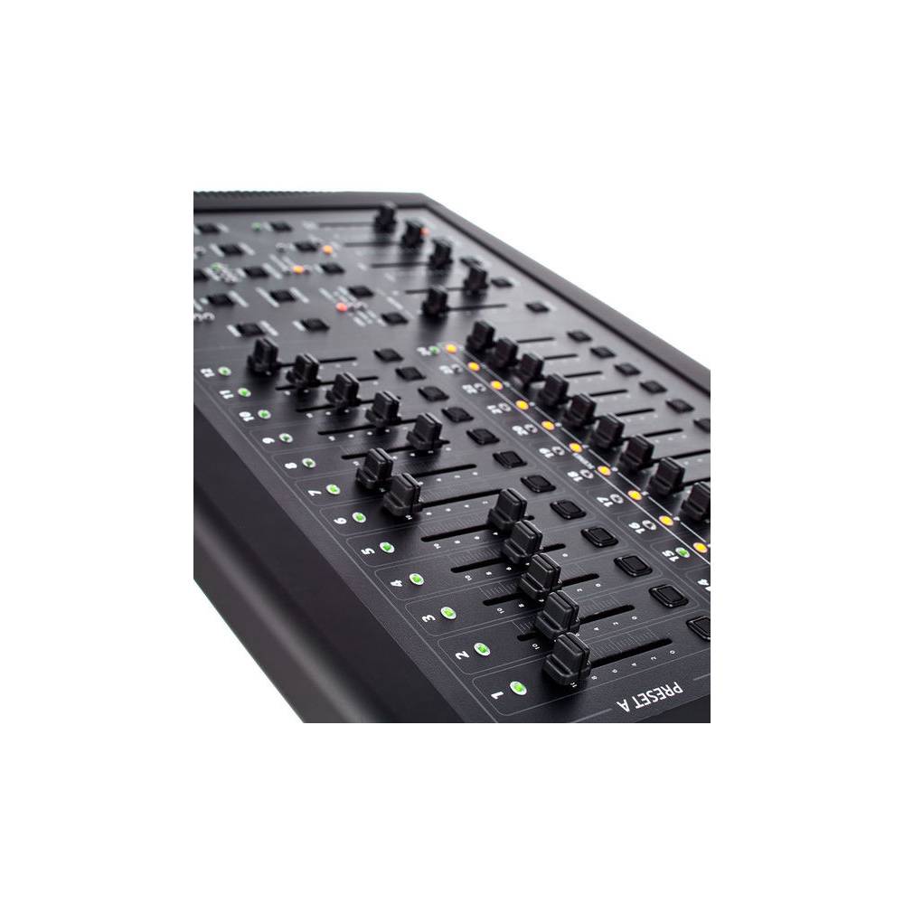 American DJ Scene Setter 24 DMX controller