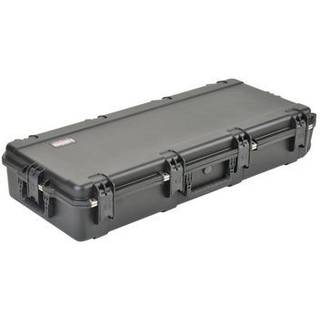SKB iSeries 4217-18 waterdichte flightcase akoest. gitaar