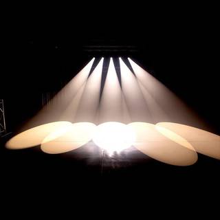 American DJ Focus Spot 6Z LED moving head