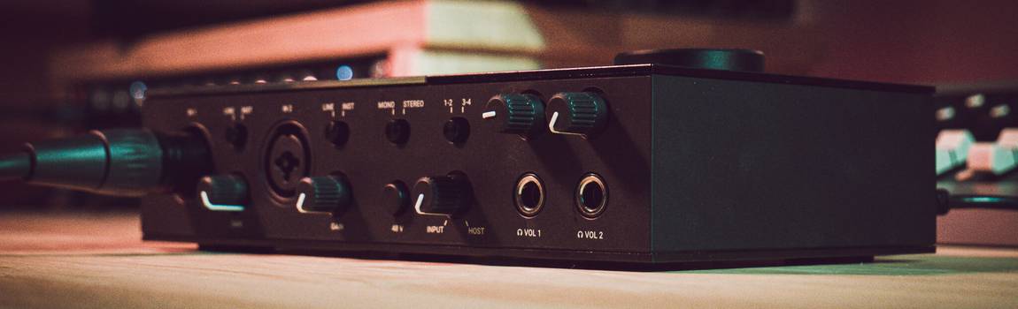 Review: Native Instruments KOMPLETE AUDIO 6 audio interface