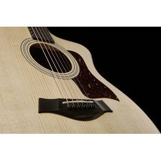 Taylor 214ce