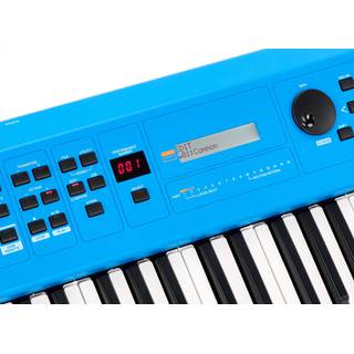 Yamaha MX61-II Blue