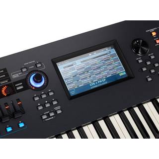 Yamaha Montage 6 synthesizer