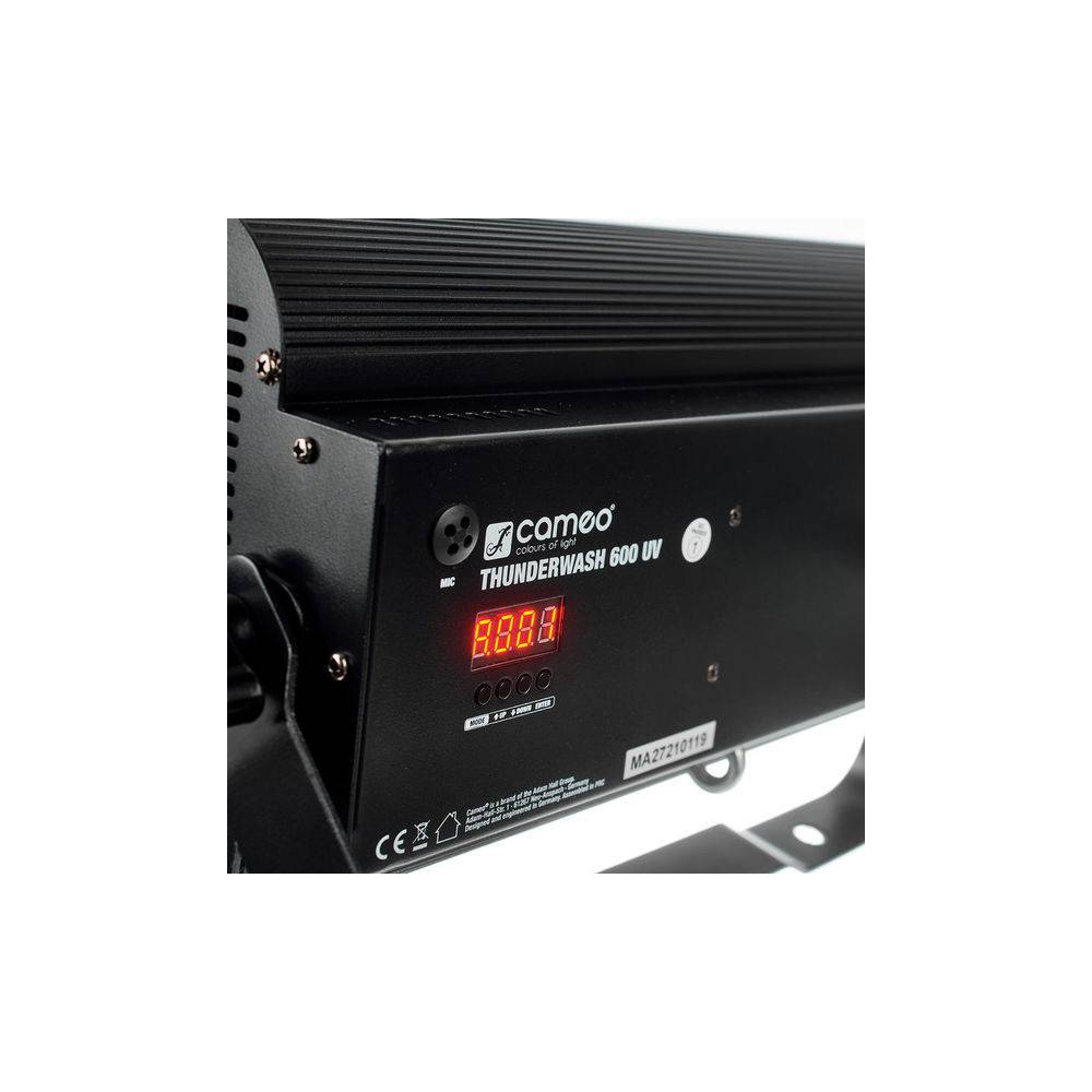 Cameo Thunder Wash 600 UV LED wash light