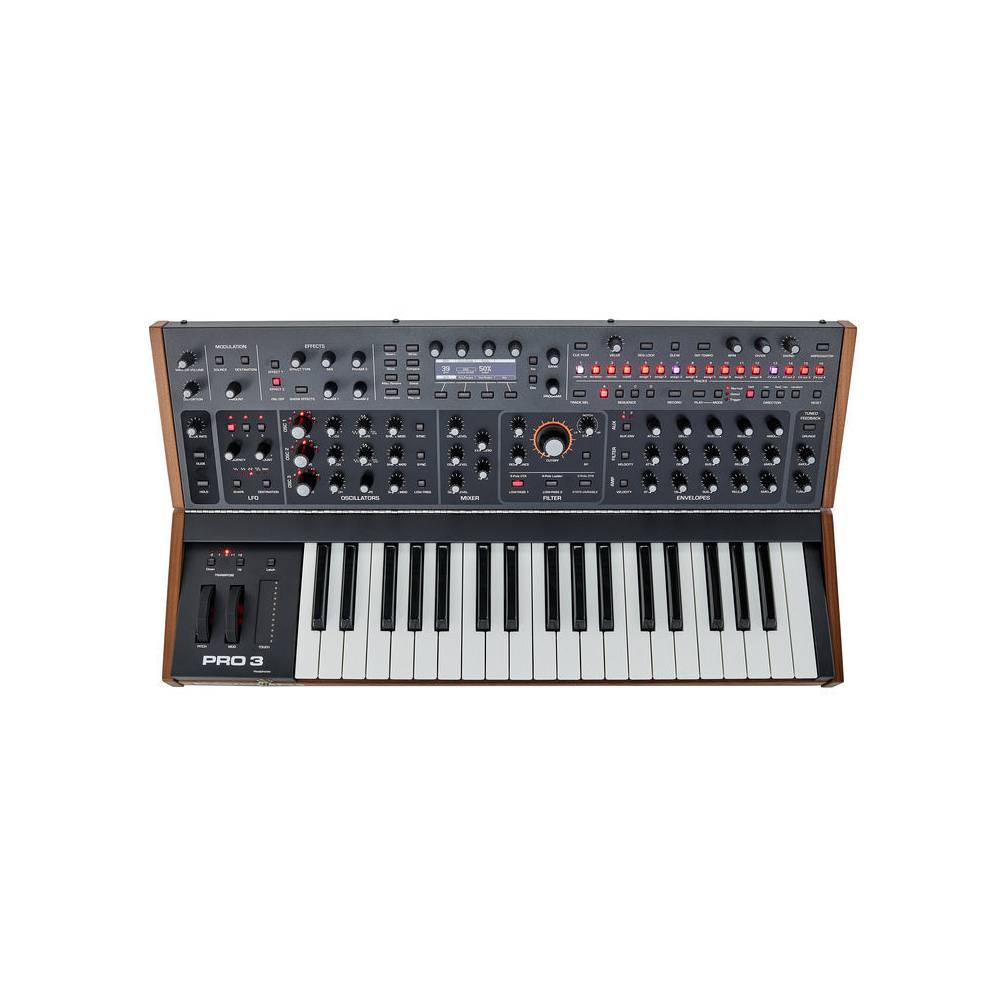 Sequential PRO 3 SE synthesizer