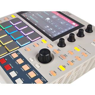 Akai Professional MPC One Retro muziekproductie console