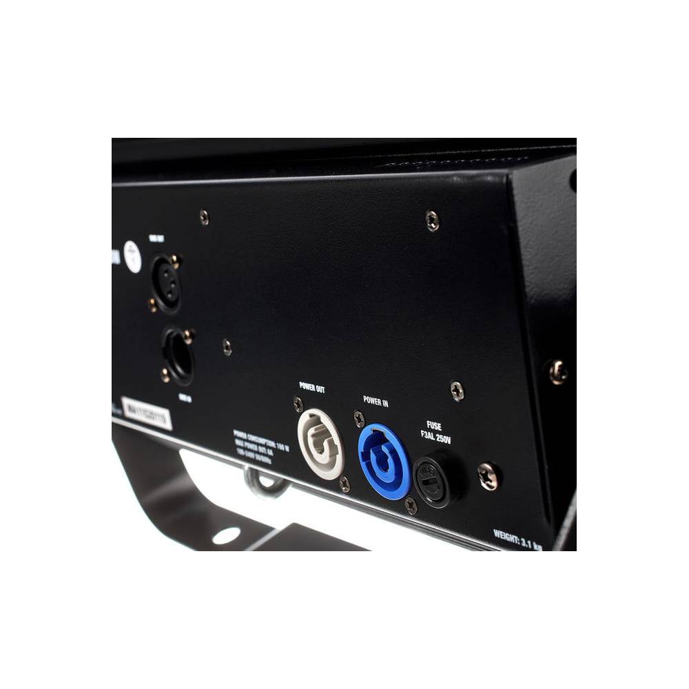 Cameo Thunder Wash 600 RGBW LED stroboscoop