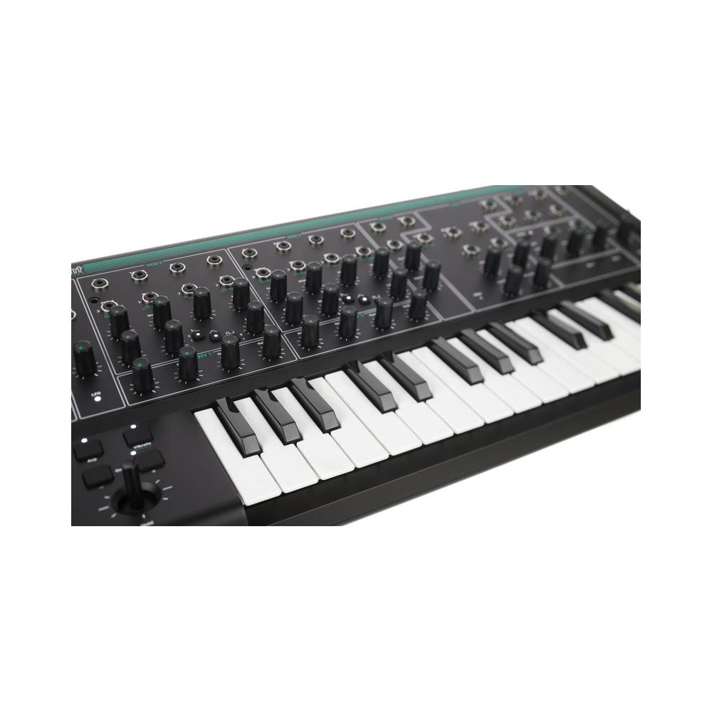 PWM Malevolent analoge synthesizer