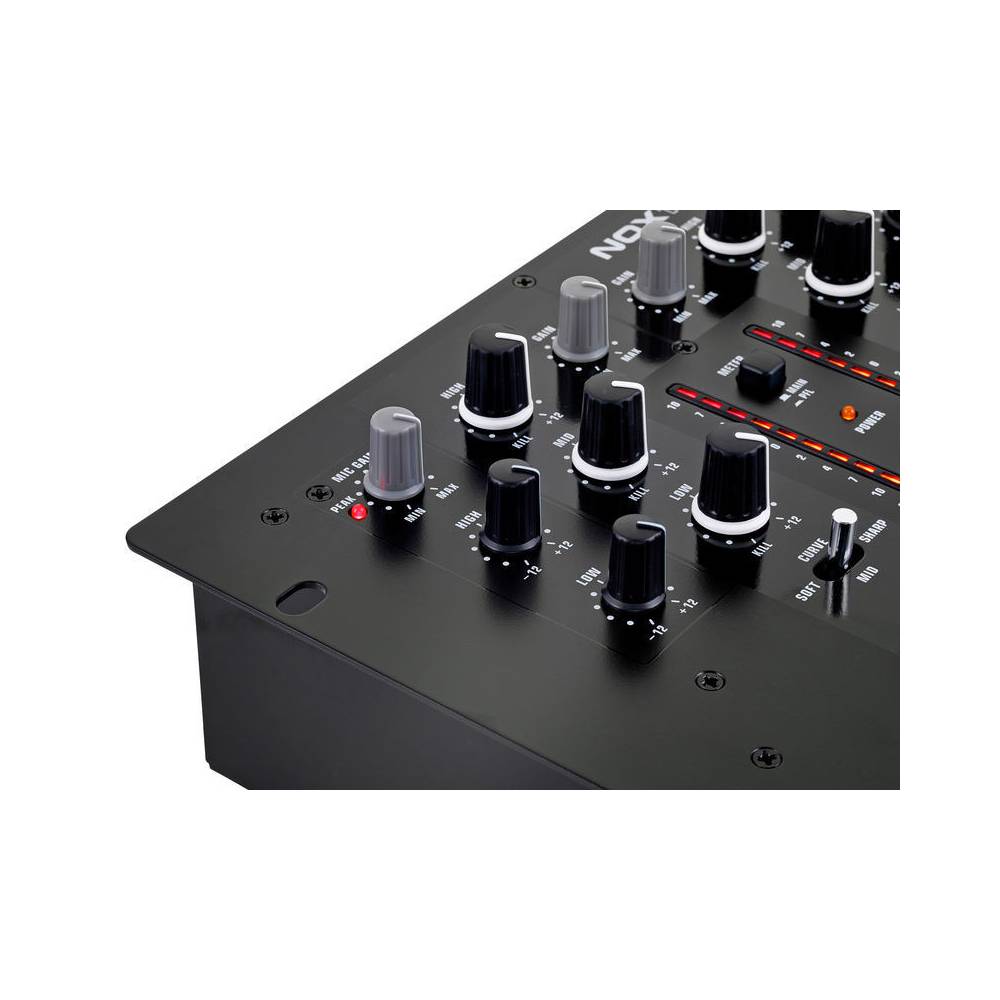 Behringer NOX101 DJ mixer
