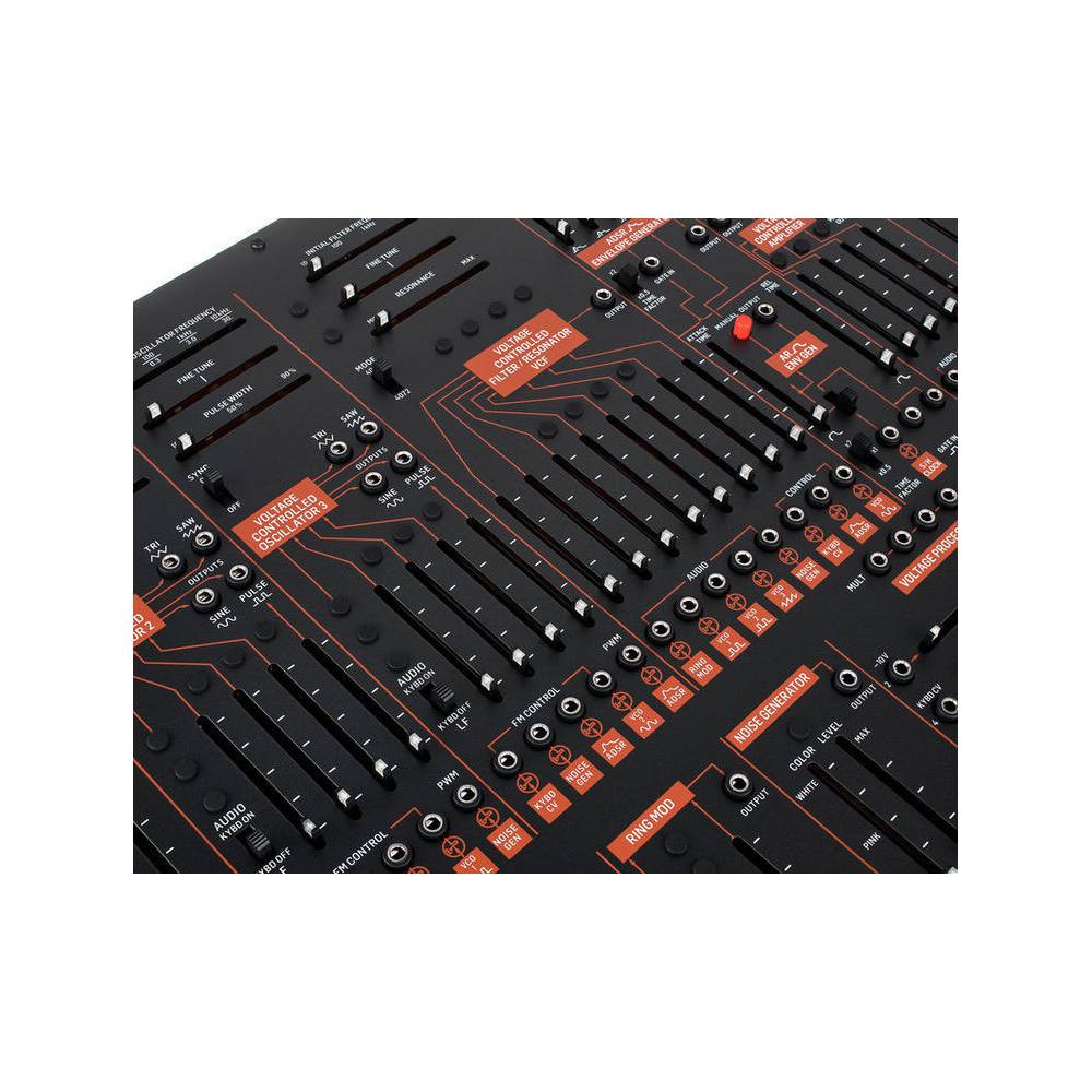 Behringer 2600 synthesizer