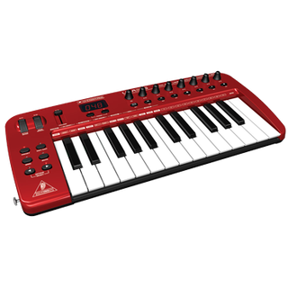 Behringer UMA25S