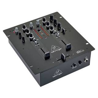 Behringer NOX101 DJ mixer