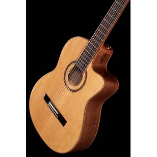 Ortega Feel Series RCE158SN Slim Neck naturel met gigbag