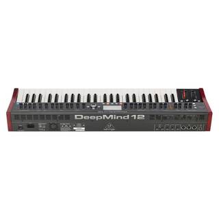 Behringer Deepmind 12