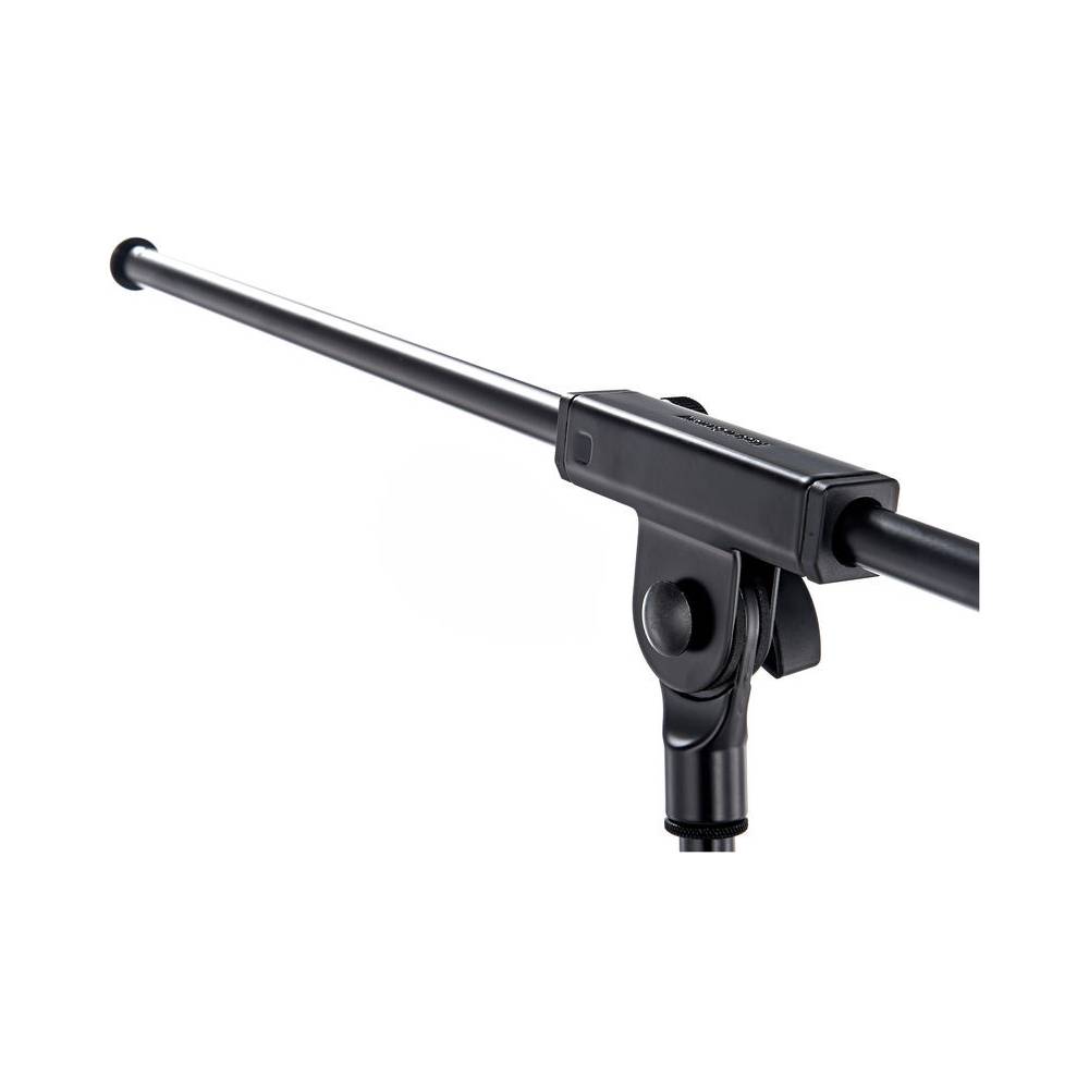 Konig & Meyer 21060 microfoonstandaard met hengel zwart