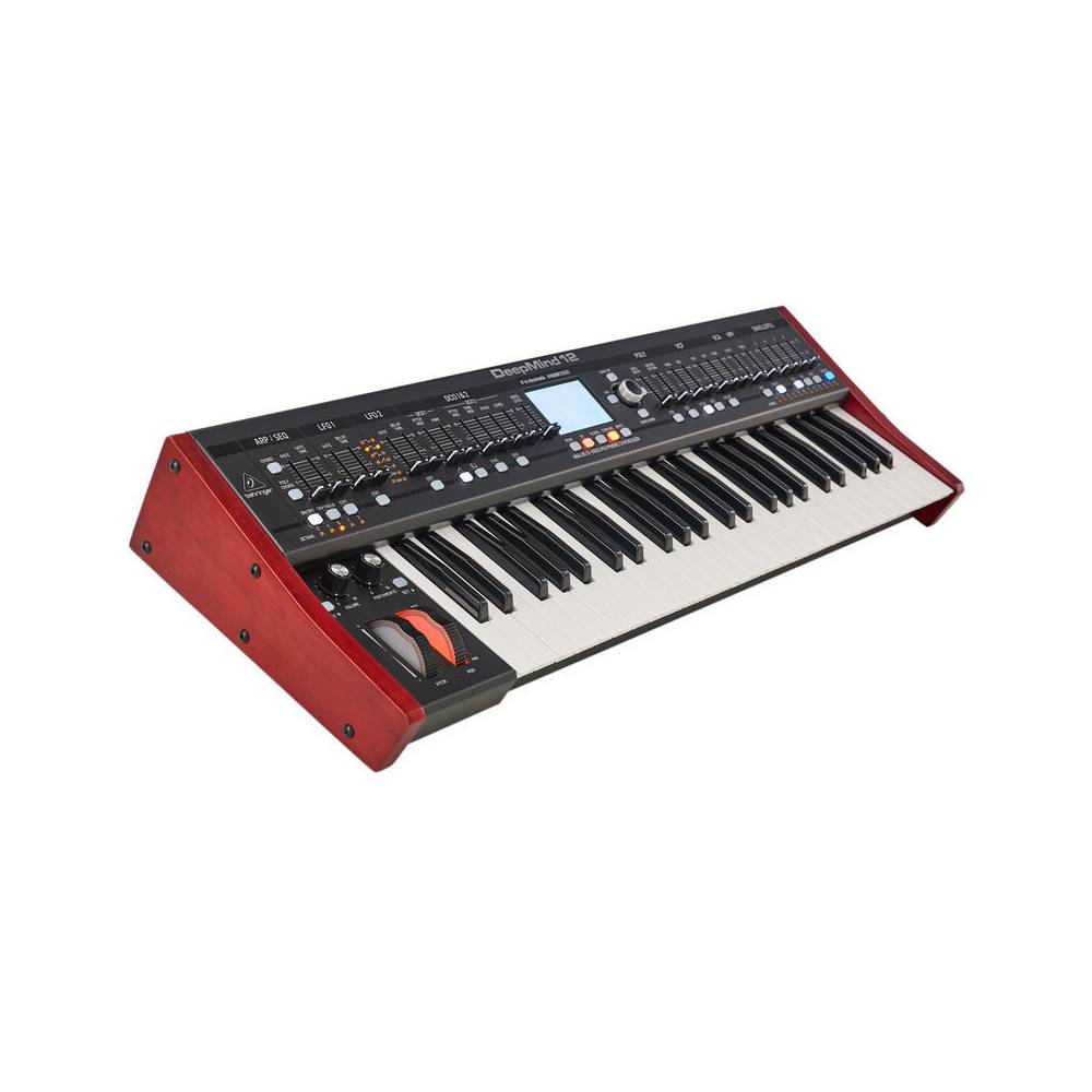 Behringer Deepmind 12