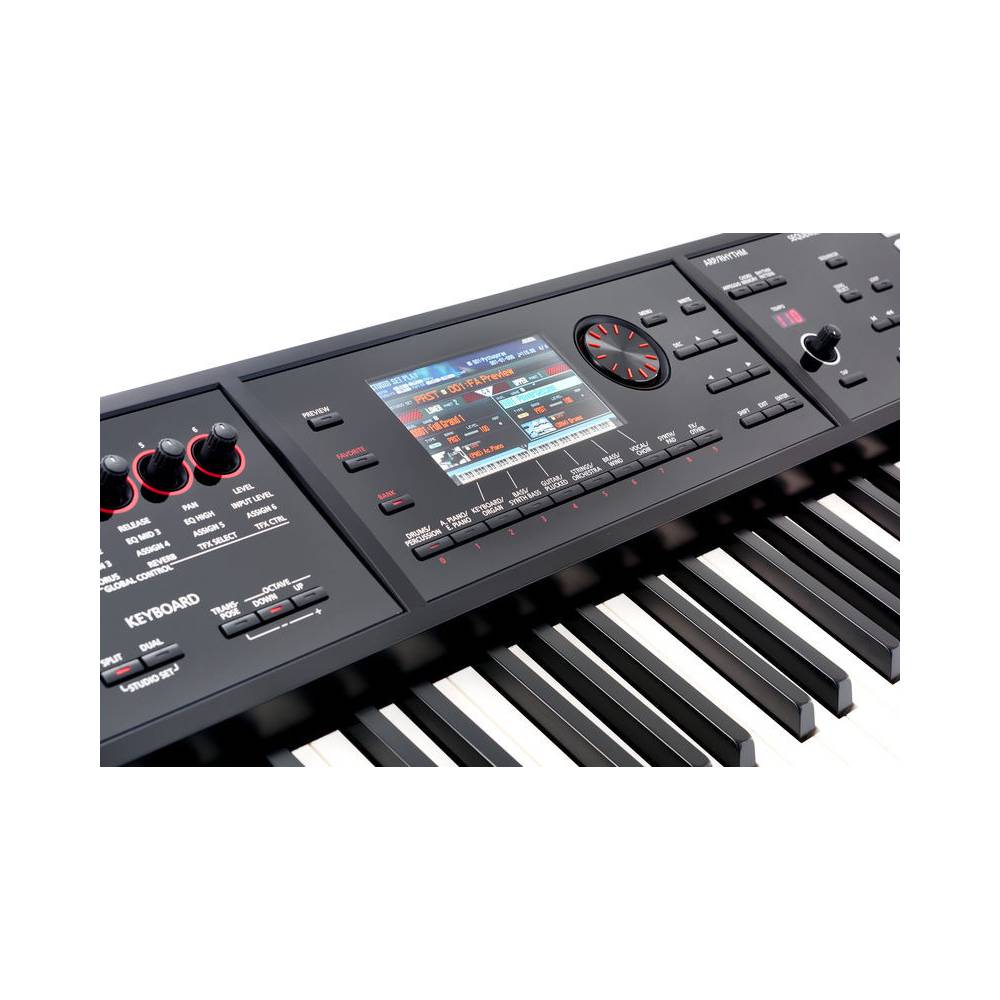 Roland FA-08 Music Workstation