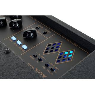 VOX AV30 Analog Valve modeling buizenversterker combo