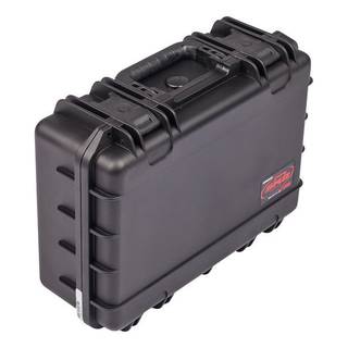 SKB iSeries 1711-6 waterdichte flightcase kubus 432x292x152mm