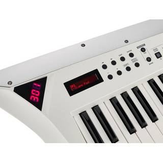Roland AX-Edge White