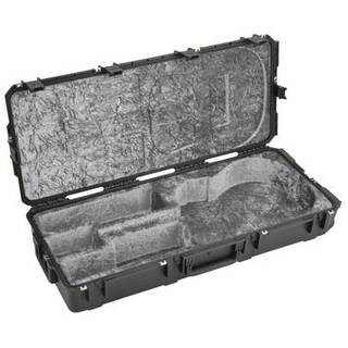 SKB iSeries 4217-18 waterdichte flightcase akoest. gitaar