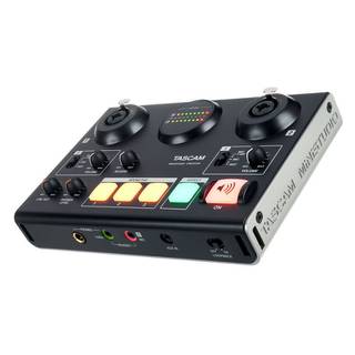 Tascam MiNiSTUDIO Creator US-42B broadcast audio interface