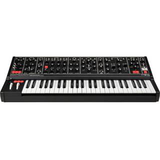 Moog Matriarch Dark Edition analoge synthesizer