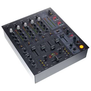 Behringer DJX 750 pro 12 inch DJ mixer