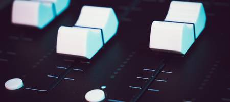 Een klein mengpaneel kopen? Bekijk hier de 5 beste onder 200 euro