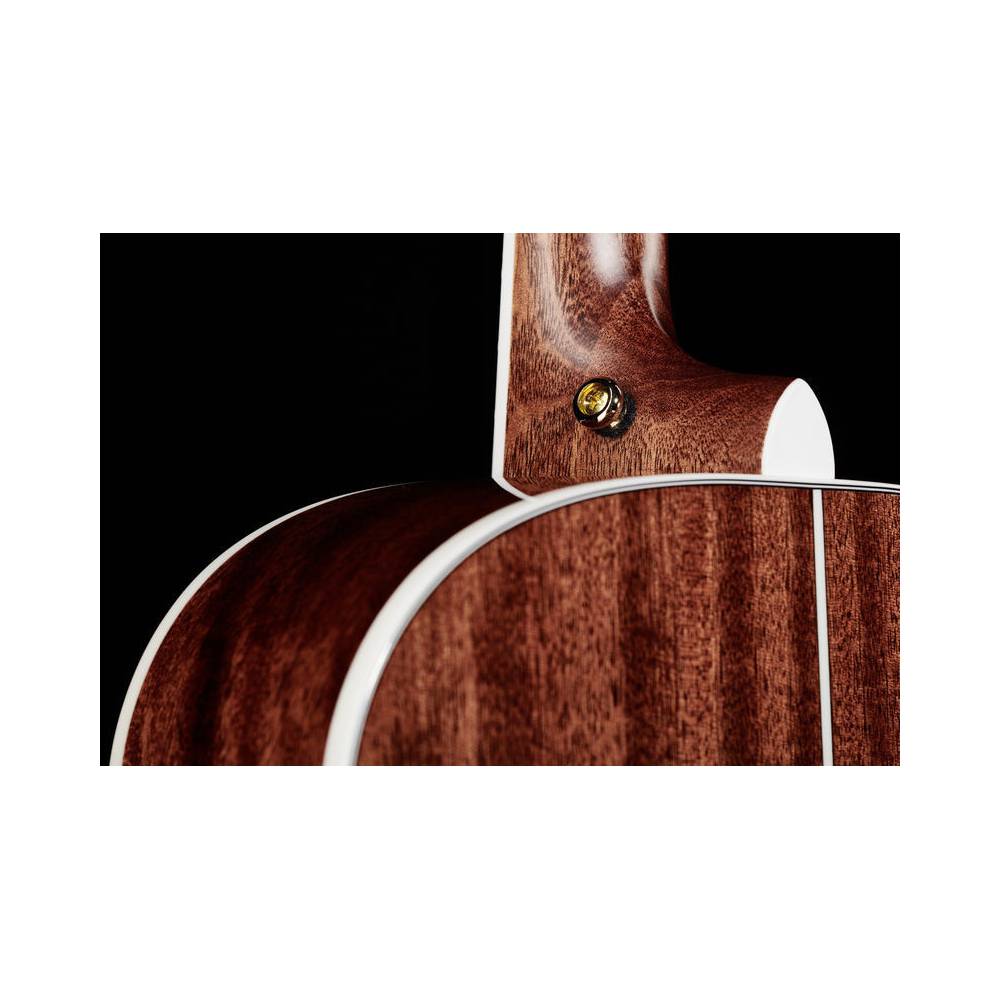 D'Angelico Excel Tammany XT Walnut Stain elektrisch-akoestische westerngitaar met koffer